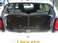 Used Citroën C1 Feel 72 HP (52 kW) 2018 White Hatchback