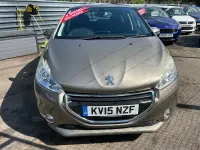 Used Peugeot 208 Allure 90 HP (66 kW) 2015 Brown Hatchback