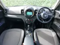 Usado Mini Cooper Classic 136 CV (100 kW) 2019 Plateado Utilitario