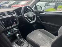 Begagnad VW Tiguan Life 150 HK (110 kW) 2022 Svart SUV