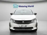 Second-hand Peugeot 5008 GT 130 CP (95 kW) 2023 Alb SUV