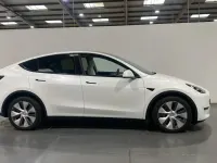 Used Tesla Model Y Long Range AWD 282 kW (384 HP) 2022 White SUV