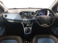 Used Hyundai i10 SE 66 HP (48 kW) 2016 Blue Hatchback