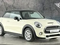 Used Mini Cooper S Classic 189 HP (139 kW) 2019 White Hatchback