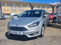 Used Ford Focus Zetec 120 HP (88 kW) 2016 Silver Hatchback