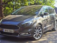 Usado Ford S-MAX S 210 HP (154 kW) 2016 Cinzento Monovolume