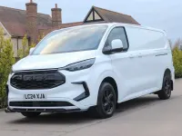 Used Ford Transit Custom Limited 136 HP (100 kW) 2024 White Van