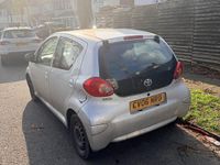 Used Toyota Aygo 67 HP (49 kW) 2006 Silver Hatchback
