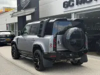 Usado Land Rover Defender HSE Dynamic 300 HP (220 kW) 2024 Cinzento SUV