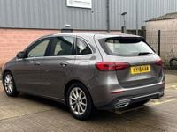 Used Mercedes B180 134 HP (98 kW) 2019 Blue MPV