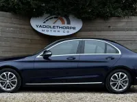 Usado Mercedes C200 184 CV (135 kW) 2014 Azul Berlina