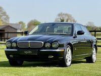 Usado Jaguar XJ Executive 207 HP (152 kW) 2006 Preto Sedan