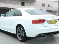 Używany Audi A5 Black Edition 177 KM (130 kW) 2013 Biały Coupe