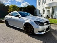 Usado Mercedes C63 AMG AMG 457 HP (336 kW) 2014 Prateado Coupé