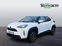 Used Toyota Yaris Hybrid Design 116 HP (85 kW) 2022 White Hatchback