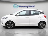 Used Hyundai i10 Advanced 67 HP (49 kW) 2024 White Hatchback
