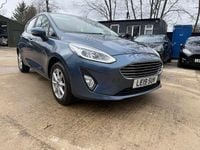 Used Ford Fiesta Zetec 70 HP (51 kW) 2019 Blue Hatchback