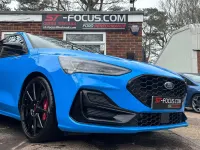 Used Ford Focus ST 280 HP (205 kW) 2024 Blue Hatchback