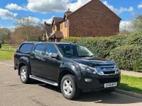 Used Isuzu D-Max 2017 Black Pickup