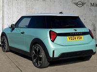 Usado Mini Cooper Exclusive 156 HP (114 kW) 2024 Verde Citadino