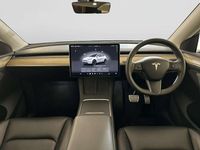 Used Tesla Model Y Performance 313 kW (426 HP) 2022 White SUV