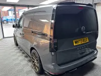 Usado VW Caddy Pro 122 HP (89 kW) 2024 Cinzento Monovolume