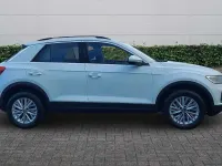 Used VW T-Roc Life 110 HP (80 kW) 2023 White SUV