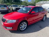 Used Skoda Octavia Elegance 2014 Red Estate