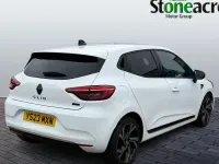 Used Renault Clio Engineered 145 HP (106 kW) 2023 White Hatchback