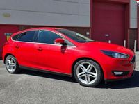 Used Ford Focus Zetec 116 HP (85 kW) 2014 Red Hatchback