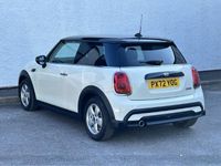 Used Mini Cooper Classic 134 HP (98 kW) 2022 White Hatchback