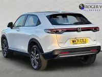Used Honda HR-V Elegance 131 HP (96 kW) 2021 White SUV