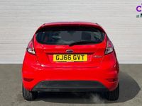 Used Ford Fiesta Zetec 82 HP (60 kW) 2016 Red