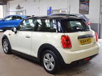 Used Mini One D Hatch 95 HP (69 kW) 2014 White Hatchback