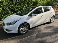 Used Kia Ceed 2012 White Hatchback