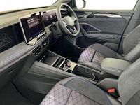 Used VW Tiguan R-line 150 HP (110 kW) 2026 Cipressino green SUV