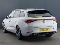 Used Seat Leon FR Sport 150 HP (110 kW) 2022 White Estate