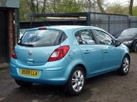 Second-hand Vauxhall Corsa 99 CP (72 kW) 2010 Albastru Hatchback