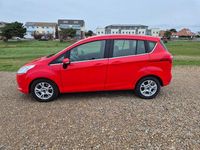 Used Ford B-MAX Zetec 105 HP (77 kW) 2017 Red MPV