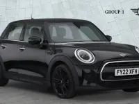 Używany Mini Cooper Exclusive 134 KM (98 kW) 2022 Czarny Hatchback