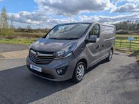 Second-hand Vauxhall Vivaro 120 CP (88 kW) 2017 Gri