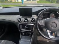 Used Mercedes GLA180 Urban 122 HP (89 kW) 2019 White SUV