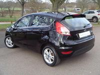 Used Ford Fiesta Zetec 82 HP (60 kW) 2015 Panther black metallic Hatchback