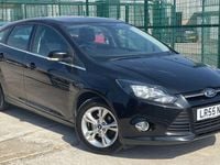 Begagnad Ford Focus Zetec 105 HK (77 kW) 2014 Halvkombi