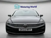Usado VW Passat Advance 218 HP (160 kW) 2022 Cinzento Carrinha
