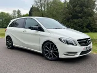 Used Mercedes B180 2013 White Hatchback