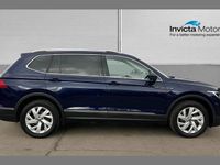 Usado VW Tiguan Allspace Life 150 HP (110 kW) 2023 Azul SUV