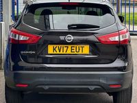 Used Nissan Qashqai N-Connecta 130 HP (95 kW) 2017 Black SUV