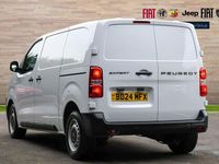 Begagnad Peugeot Expert 145 HK (106 kW) 2024 Vit Van