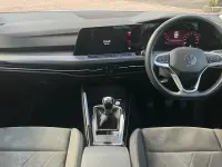Begagnad VW Golf VIII Edition 131 HK (96 kW) 2023 Halvkombi